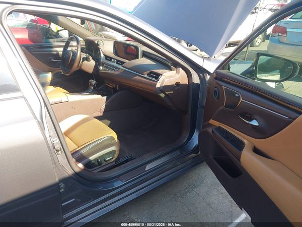 2021 LEXUS ES 300H 300h Premium — I5