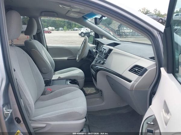2012 TOYOTA SIENNA LE V6 8 PASSENGER