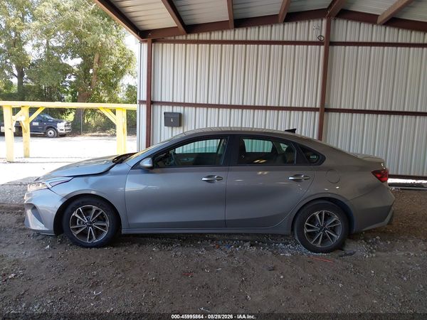 2024 KIA FORTE LXS — I117