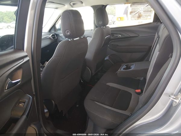 2024 CHEVROLET TRAILBLAZER FWD LT — I8
