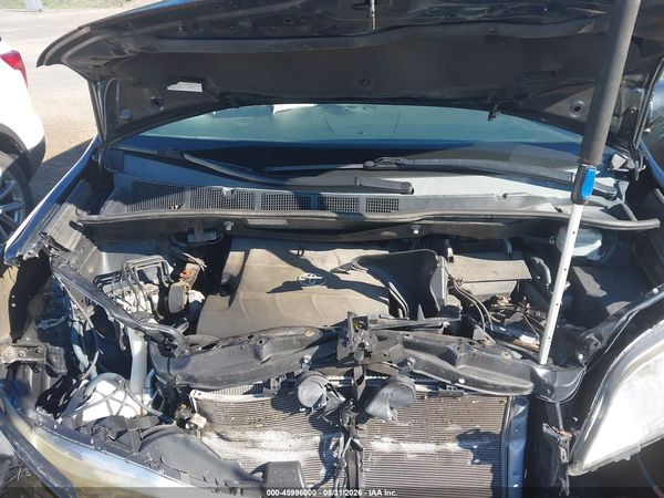 2015 TOYOTA SIENNA LE 7 PASSENGER