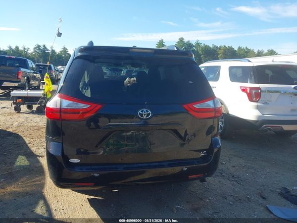 2015 TOYOTA SIENNA LE 7 PASSENGER