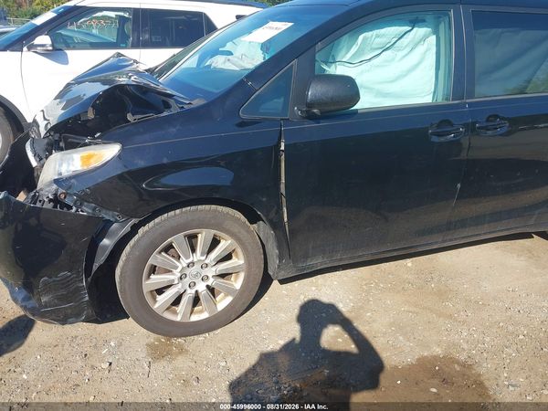 2015 TOYOTA SIENNA LE 7 PASSENGER