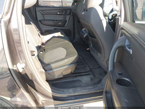 2014 CHEVROLET TRAVERSE 1LT — I8