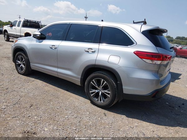 2018 TOYOTA HIGHLANDER LE — I3
