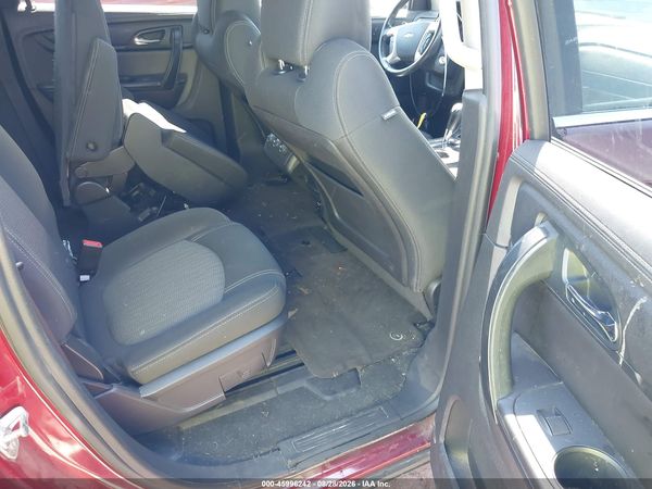2016 CHEVROLET TRAVERSE LT — I8