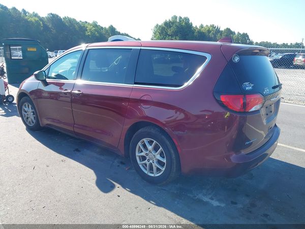 2017 CHRYSLER PACIFICA LX — I3
