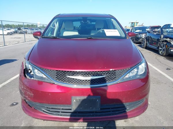2017 CHRYSLER PACIFICA LX — I115