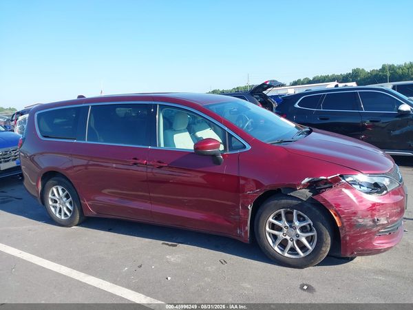 2017 CHRYSLER PACIFICA LX — I116