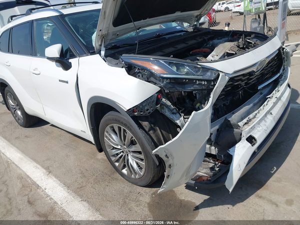 2020 TOYOTA HIGHLANDER HYBRID PLATINUM — I6