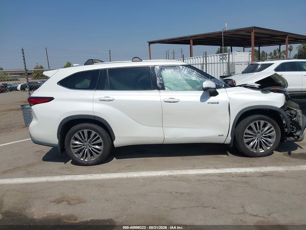 2020 TOYOTA HIGHLANDER HYBRID PLATINUM — I116