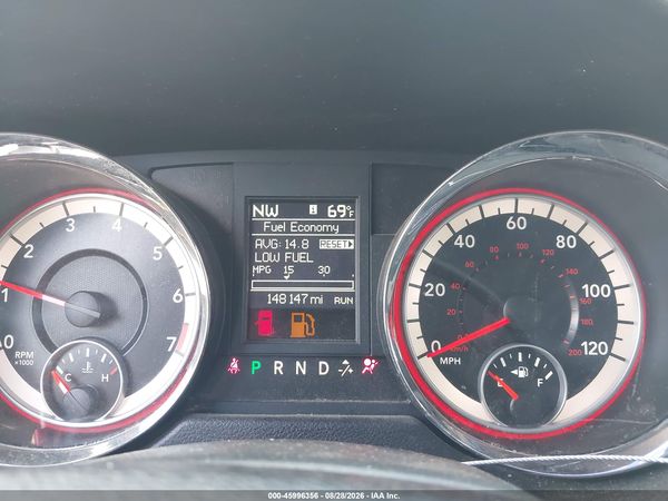 2013 DODGE GRAND CARAVAN R/T — I7