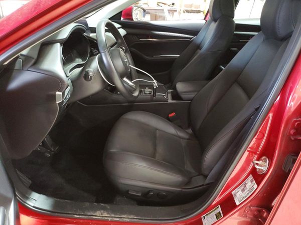 2024 MAZDA 3 Preferred Package