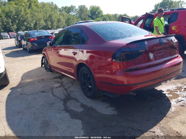 2018 VOLKSWAGEN PASSAT 2.0T R-LINE/2.0T S — I3