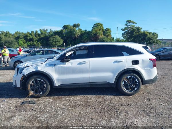 2024 KIA SORENTO S — I117