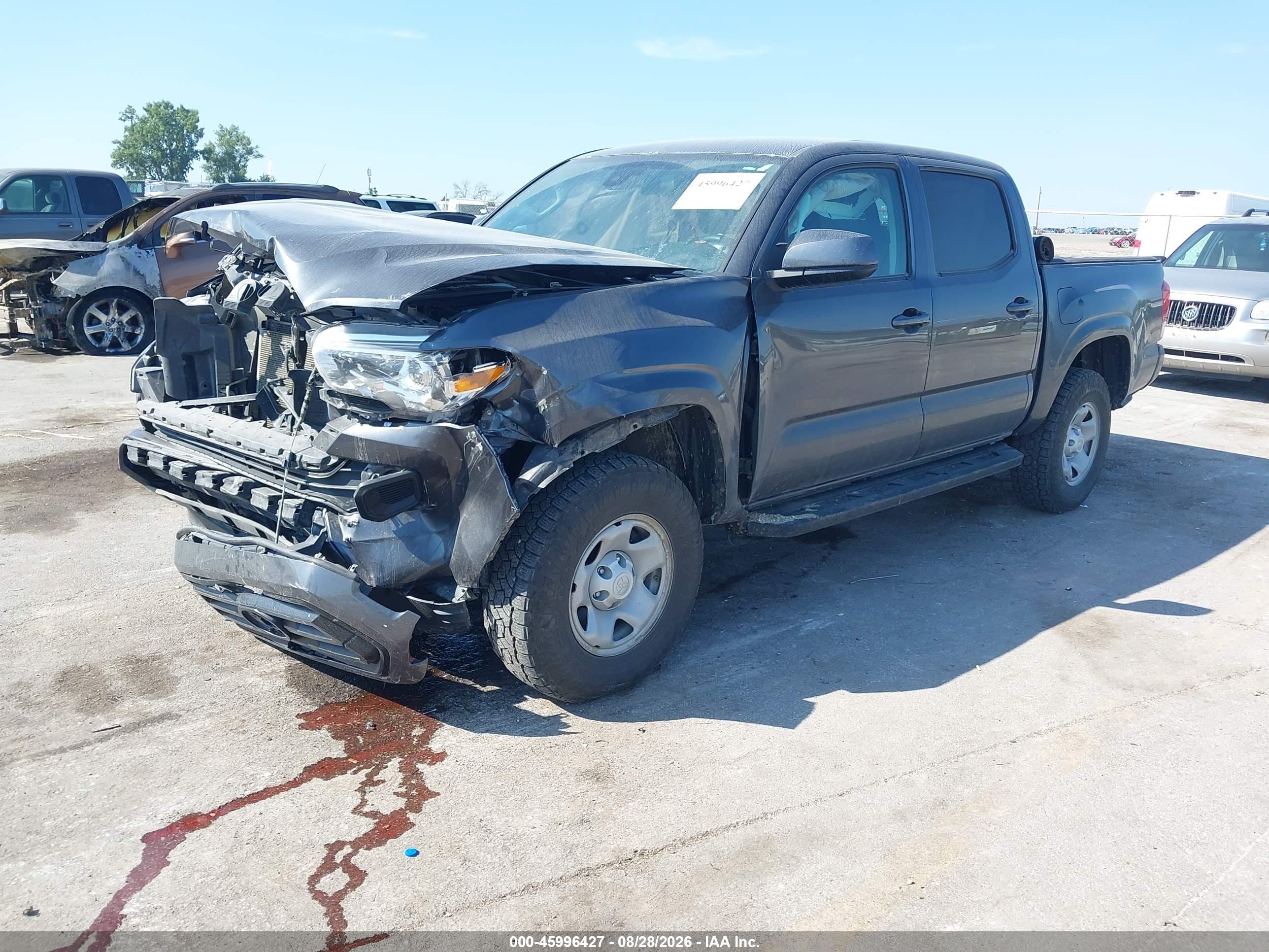 2022 TOYOTA TACOMA SR V6 — I2