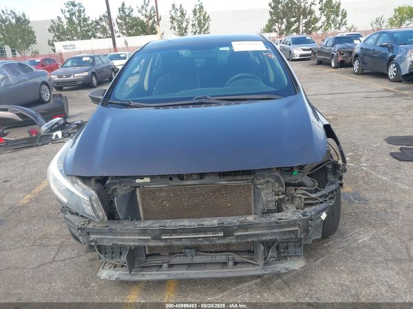 2017 KIA FORTE LX