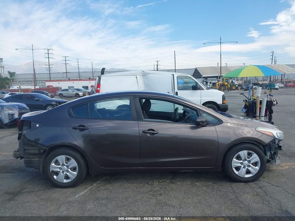 2017 KIA FORTE LX