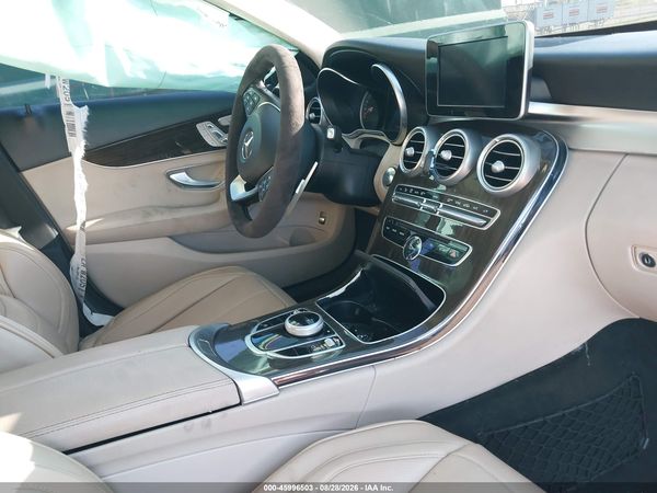 2017 MERCEDES-BENZ C 300 — I5