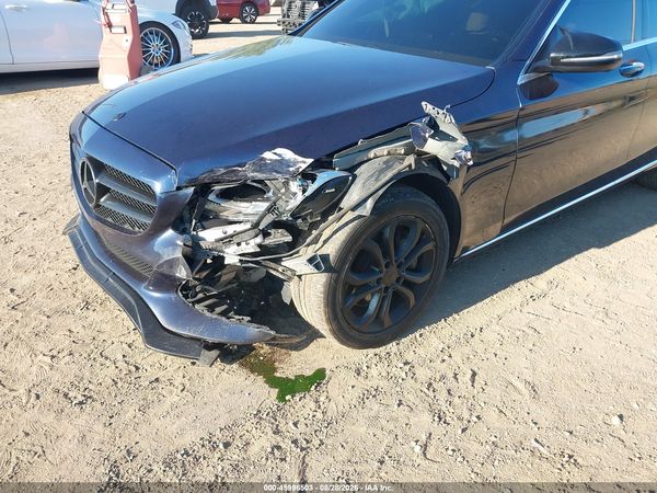 2017 MERCEDES-BENZ C 300 — I6