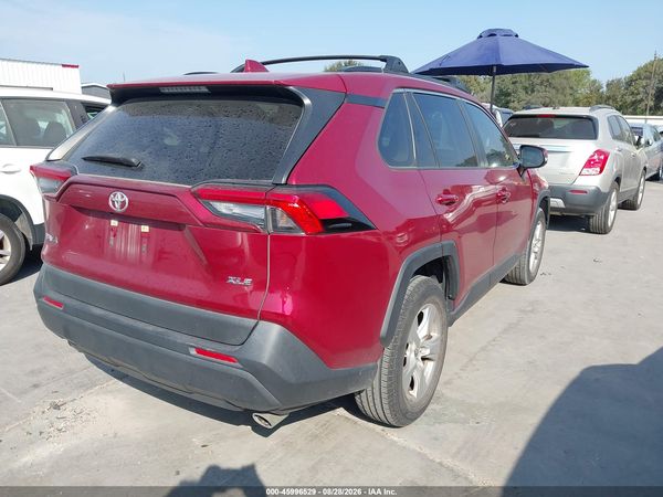 2019 TOYOTA RAV4 XLE — I4