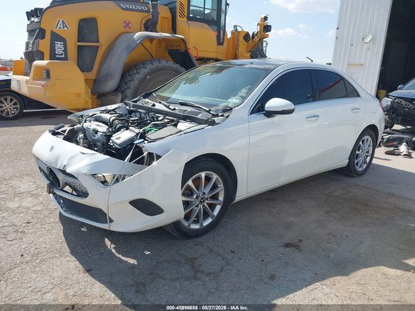 2021 MERCEDES-BENZ A 220 A220