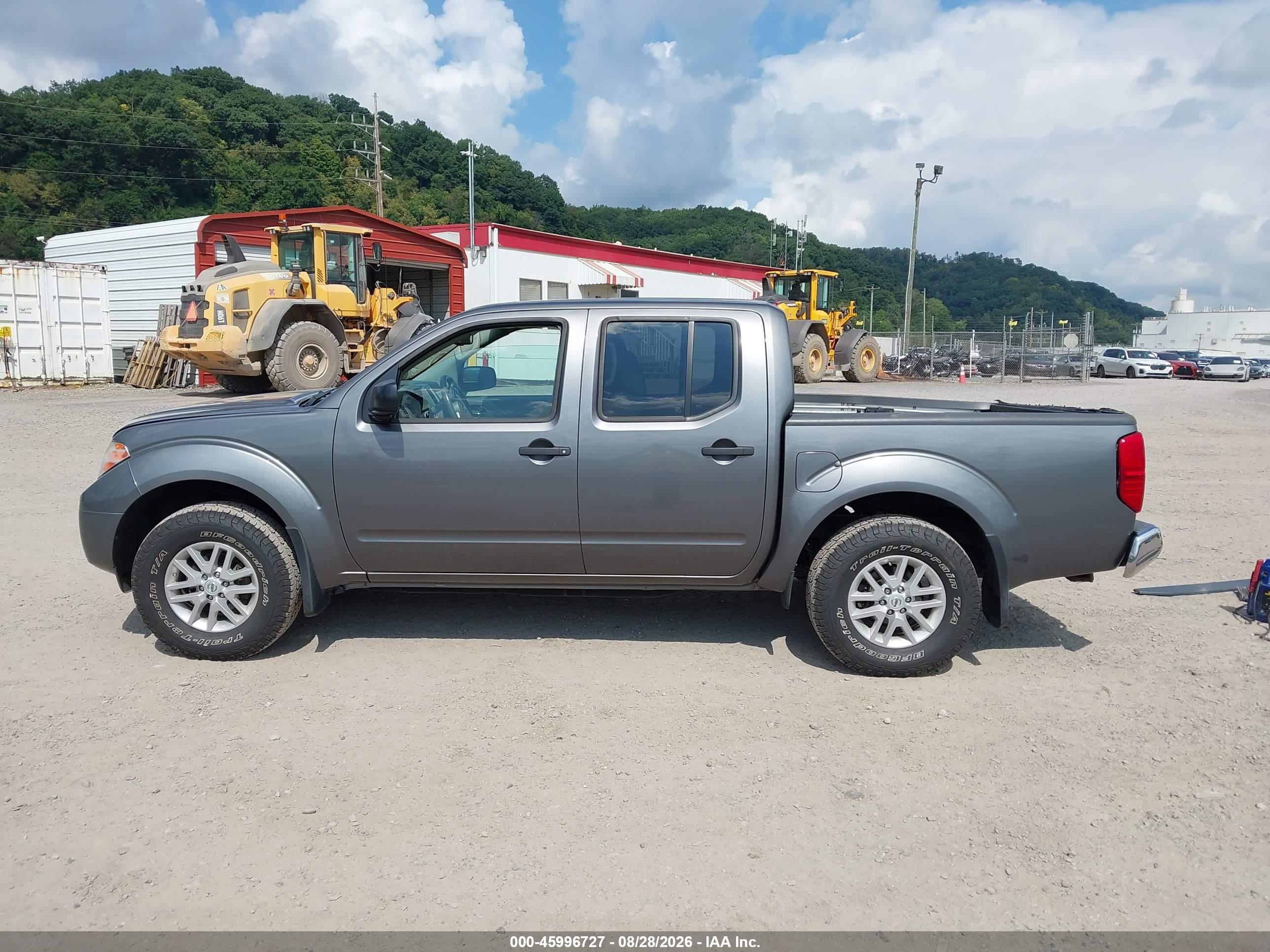2019 NISSAN FRONTIER SV