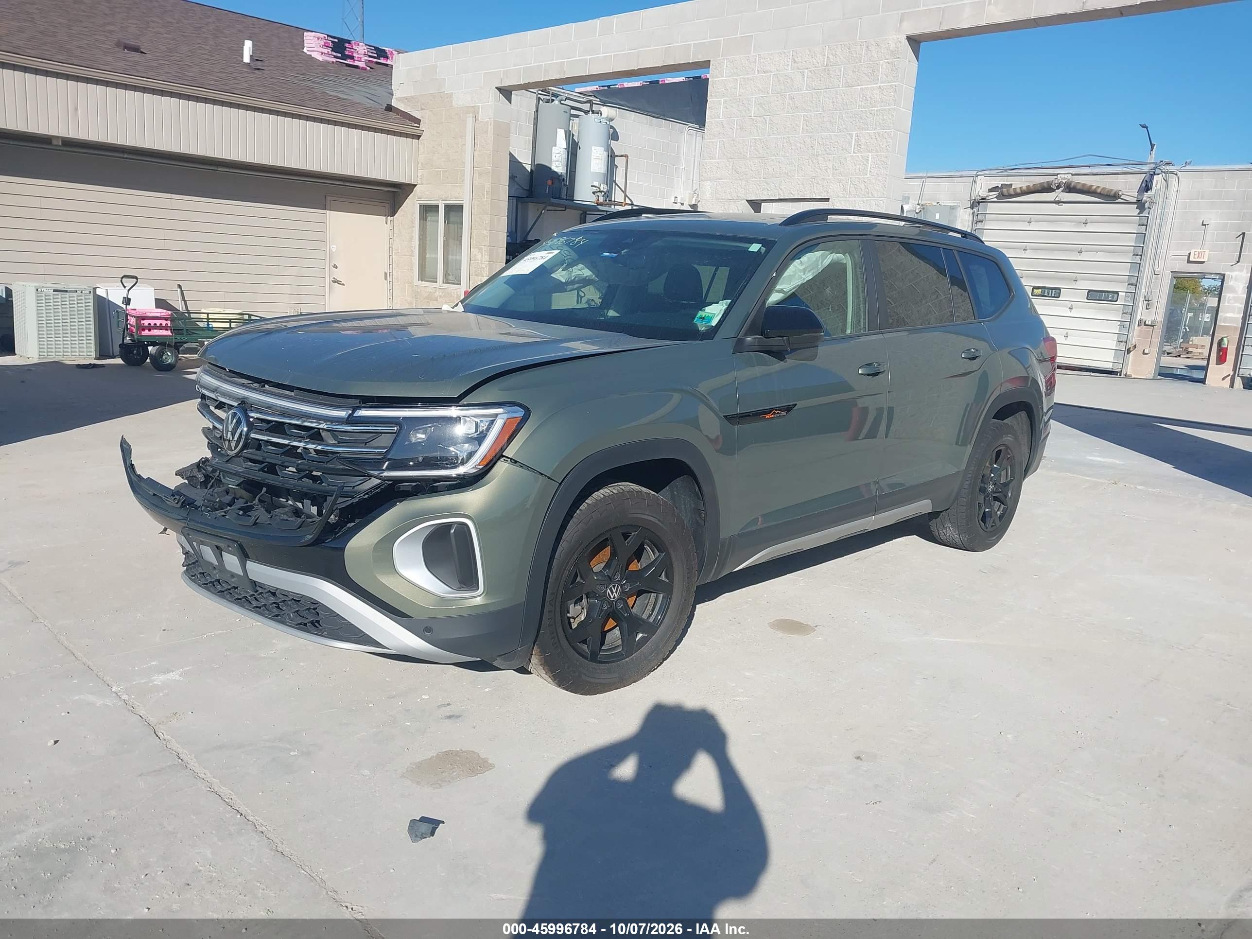 2024 VOLKSWAGEN ATLAS — I2