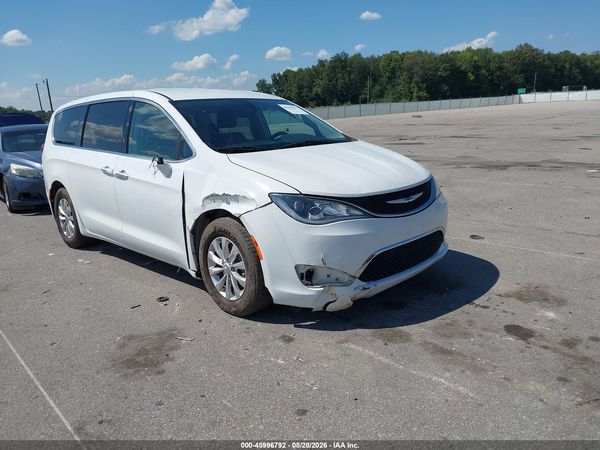 2018 CHRYSLER PACIFICA TOURING PLUS — I1