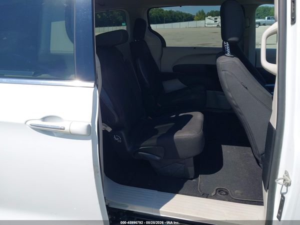 2018 CHRYSLER PACIFICA TOURING PLUS — I8