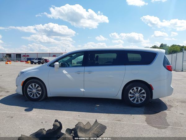 2018 CHRYSLER PACIFICA TOURING PLUS — I117