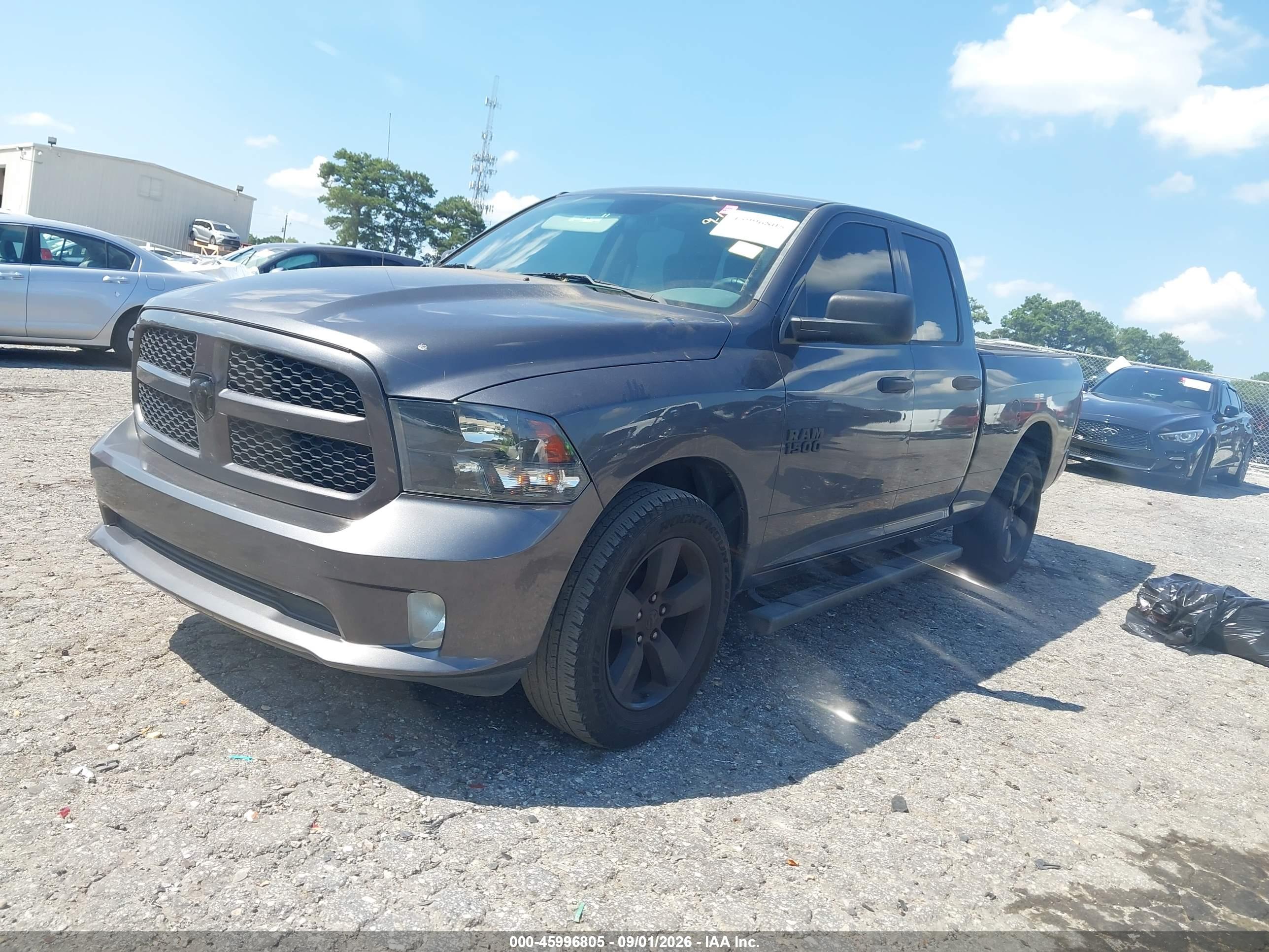 2017 RAM 1500 EXPRESS  4X2 6'4 BOX — I2