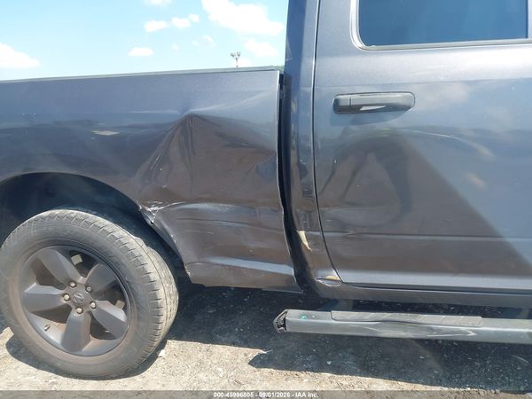 2017 RAM 1500 EXPRESS  4X2 6'4 BOX — I6