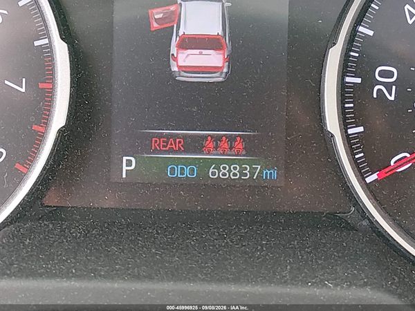 2019 TOYOTA RAV4 XLE