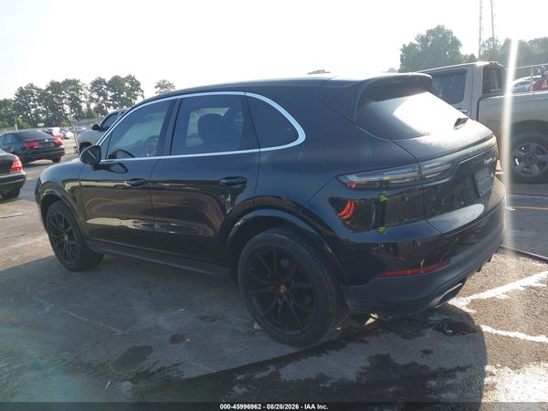 2019 PORSCHE CAYENNE