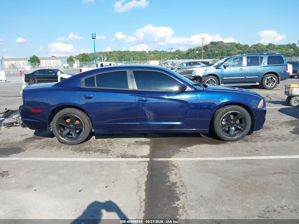 2013 DODGE CHARGER SXT