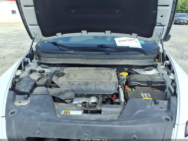 2016 JEEP CHEROKEE SPORT — I10