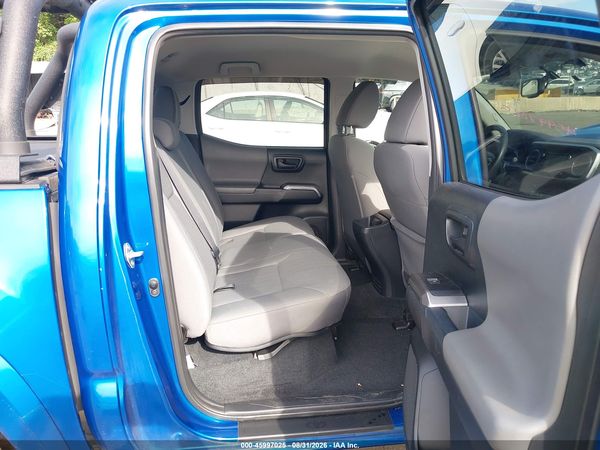 2017 TOYOTA TACOMA SR5 V6 — I8