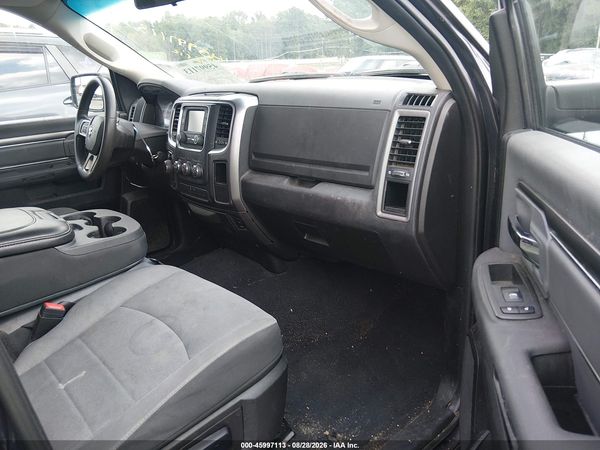 2021 RAM 1500 CLASSIC SLT  4X4 5'7 BOX