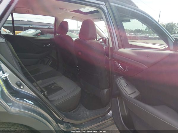 2025 SUBARU OUTBACK PREMIUM — I8