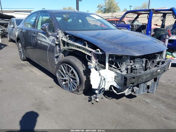 2017 LEXUS ES 350 — I1
