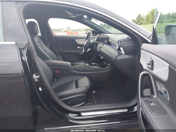 2025 MERCEDES-BENZ CLA 250 COUPE 4MATIC