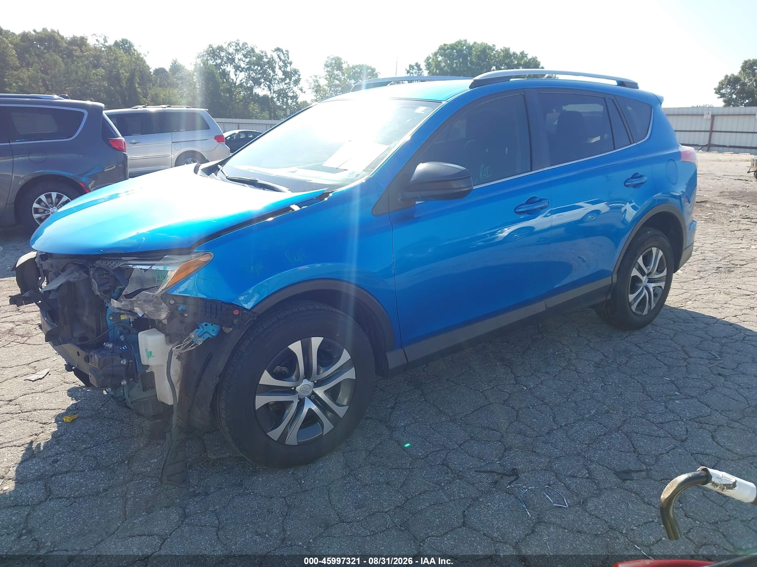 2016 TOYOTA RAV4 LE — I2