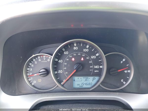 2016 TOYOTA RAV4 LE — I7