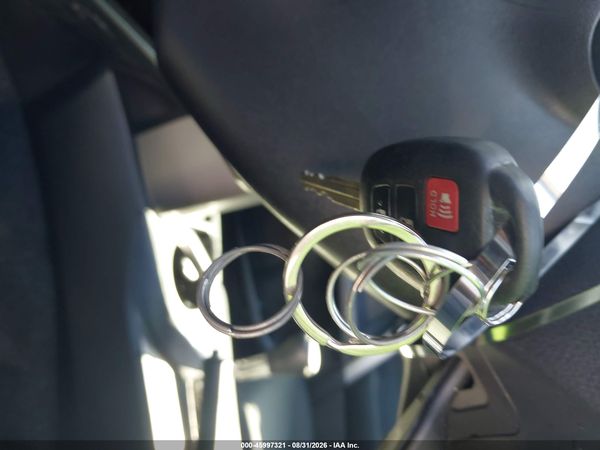 2016 TOYOTA RAV4 LE — I11
