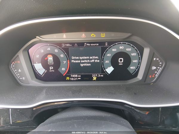 2025 AUDI Q3 — I7