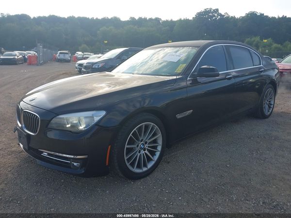 2013 BMW 750LI — I2