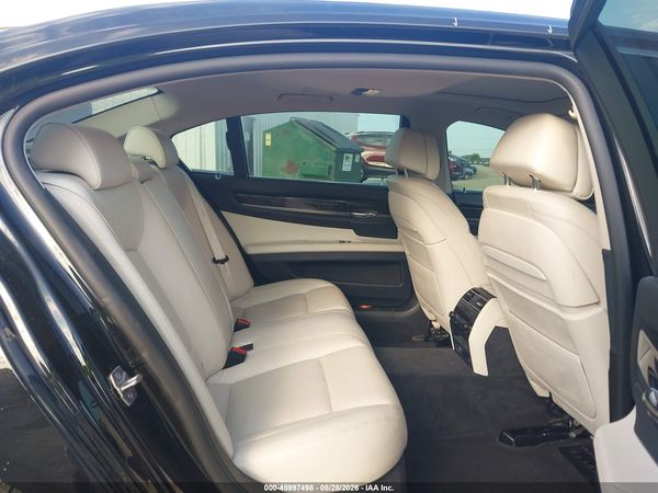 2013 BMW 750LI XDRIVE — I8