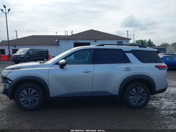 2025 NISSAN PATHFINDER SV 4WD