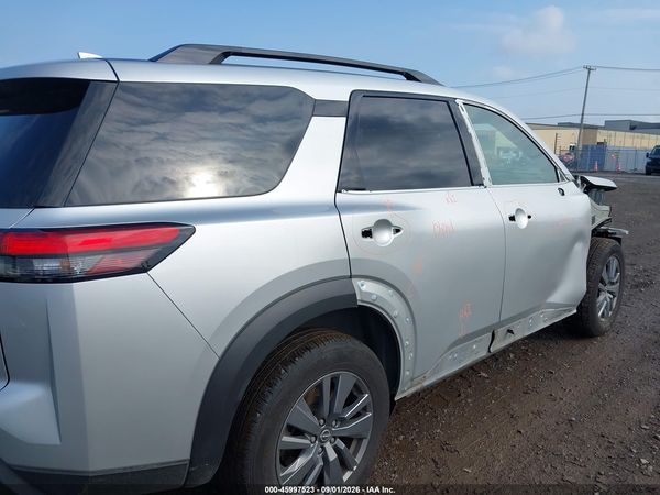 2025 NISSAN PATHFINDER SV 4WD